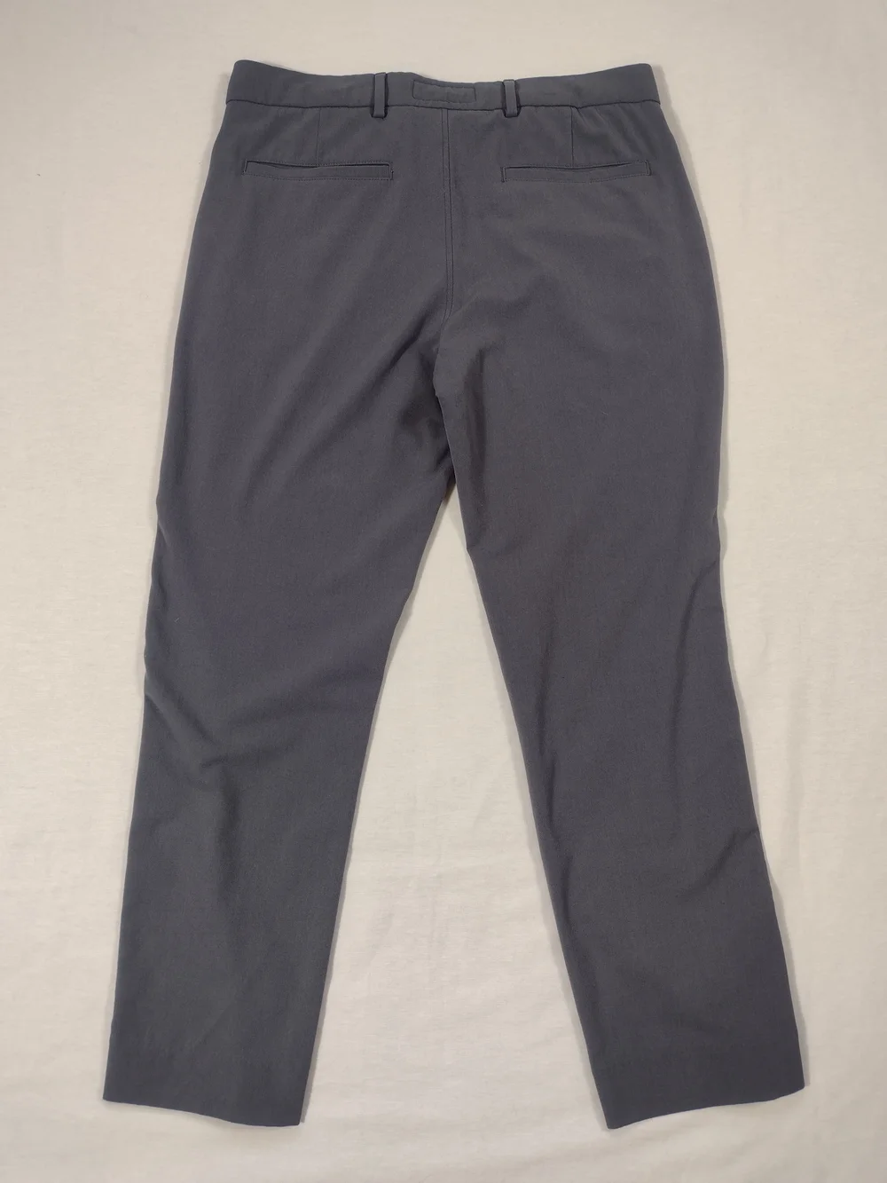 Abercrombie & Fitch Gray Flat Front Relaxed Straight Trouser Ankle Length